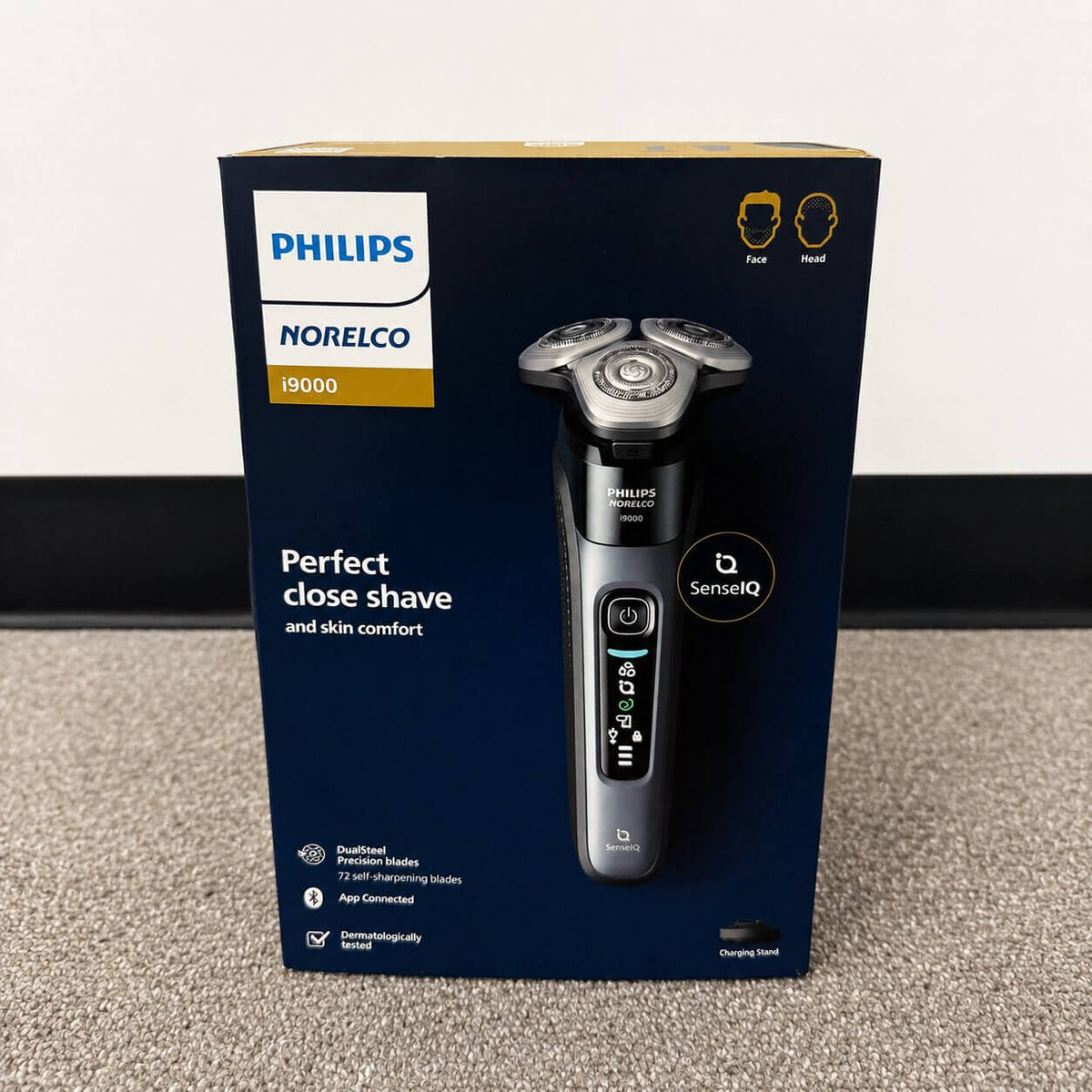 Philips Norelco i9000 Wet & Dry Electric Shaver