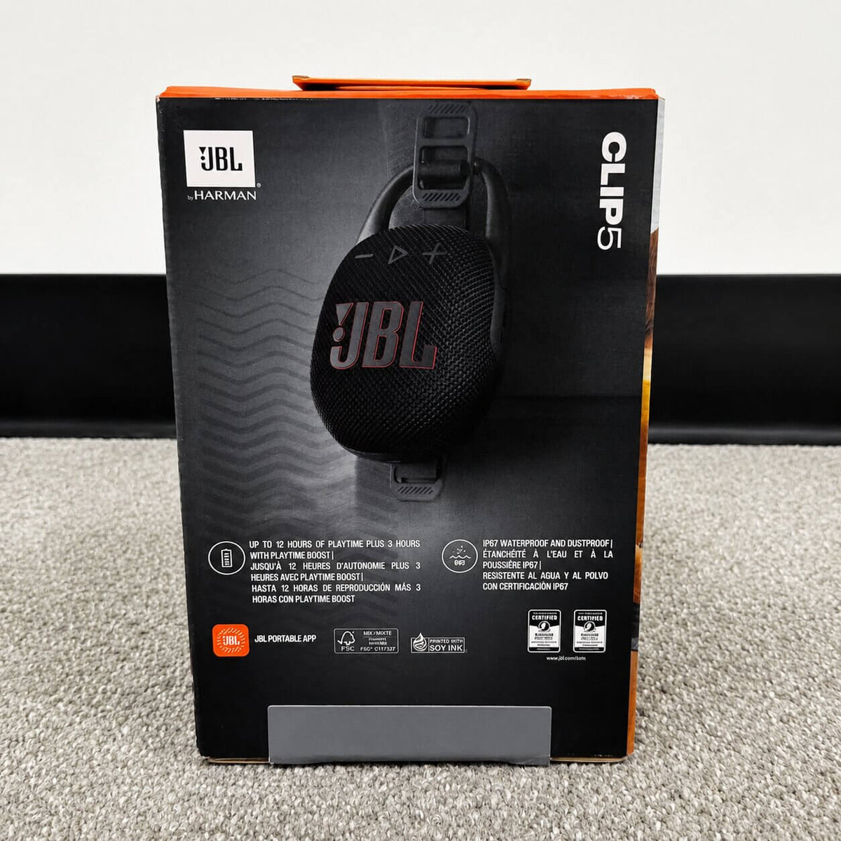 JBL Clip 5 Ultra-Portable Waterproof Bluetooth Speaker – Black