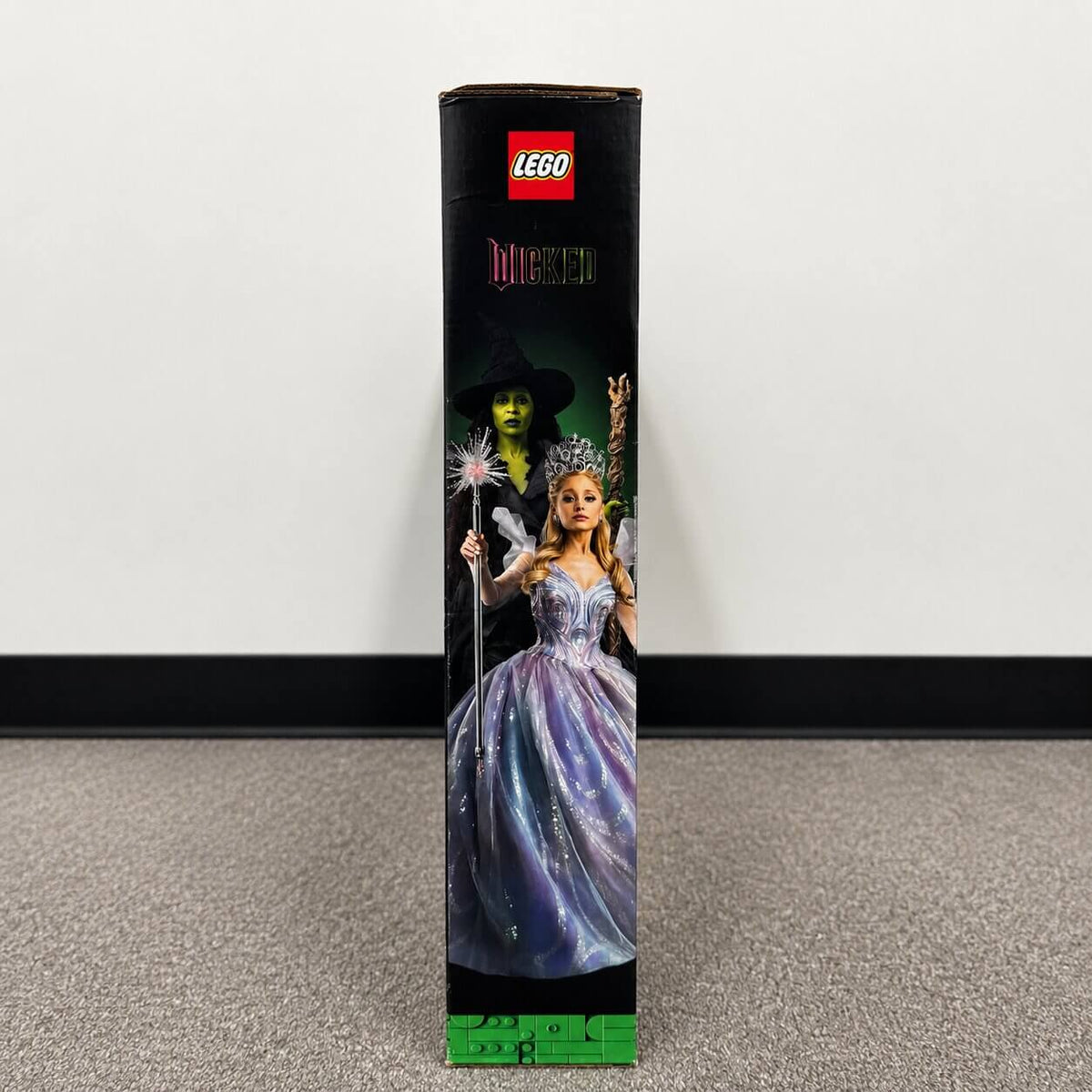 LEGO Wicked Emerald City Wall Art 75685