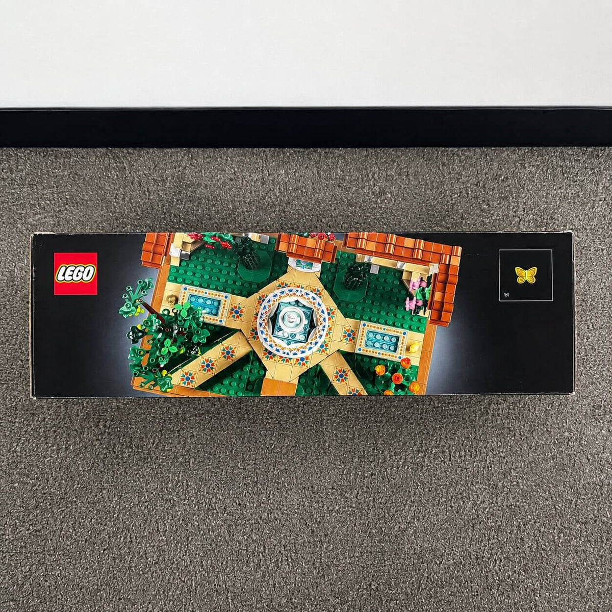 LEGO Icons Fountain Garden 10359
