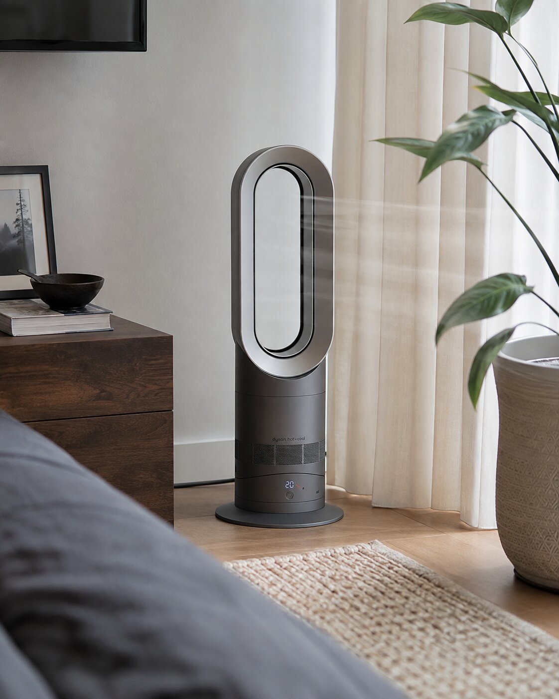 Dyson AM09 heating and cooling airflow