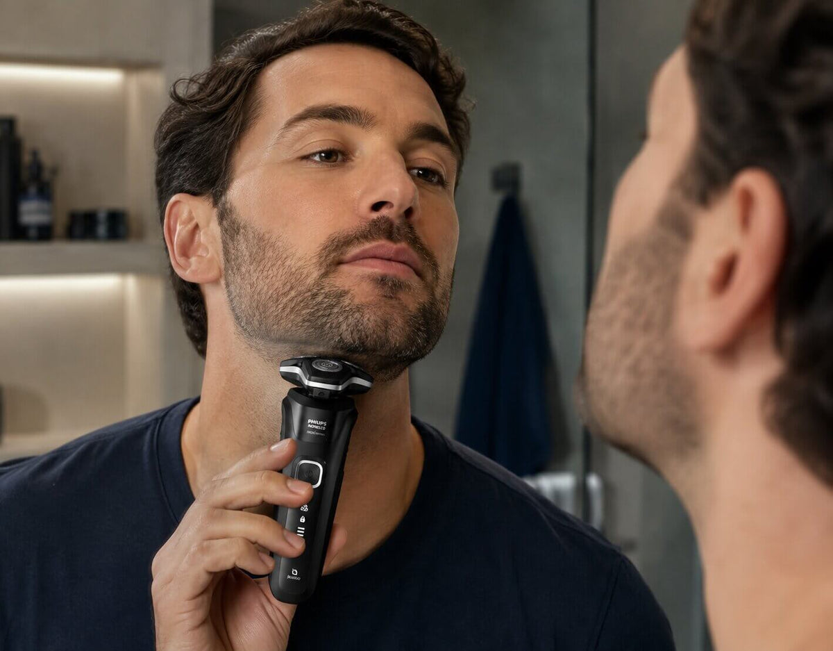 Philips Norelco Shaver 5200 Power Adapt Sensor adjusting to beard density
