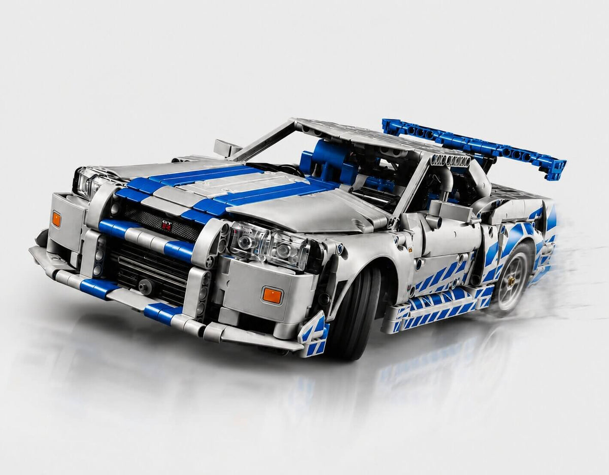 LEGO Nissan Skyline GT-R R34 42210 demonstrating Technic drift function
